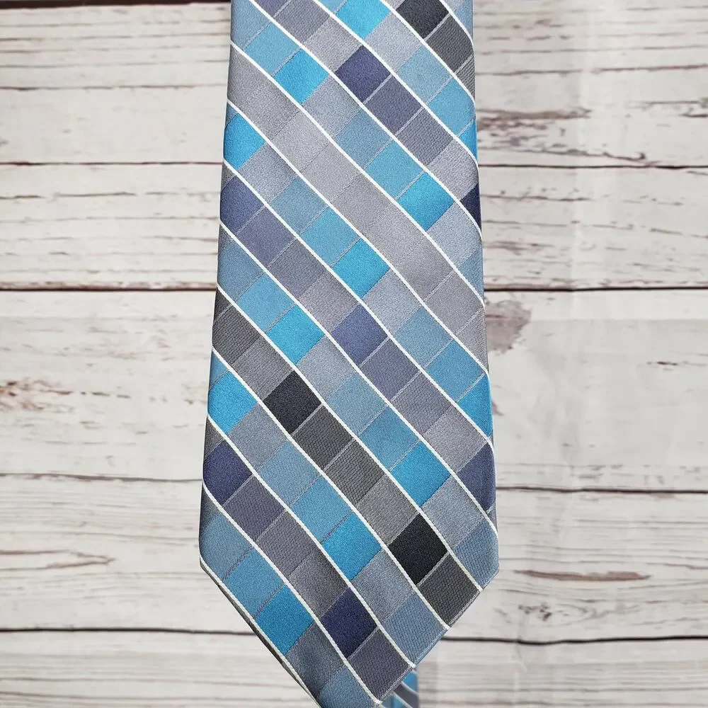 Van Heusen Men's Blue Gray 100%Silk Neck Tie